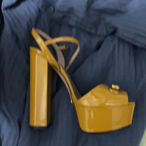 Gucci Claudie NWOB NEVER WORN - Picture 3 of 6